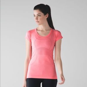 Lululemon Swiftly Tech